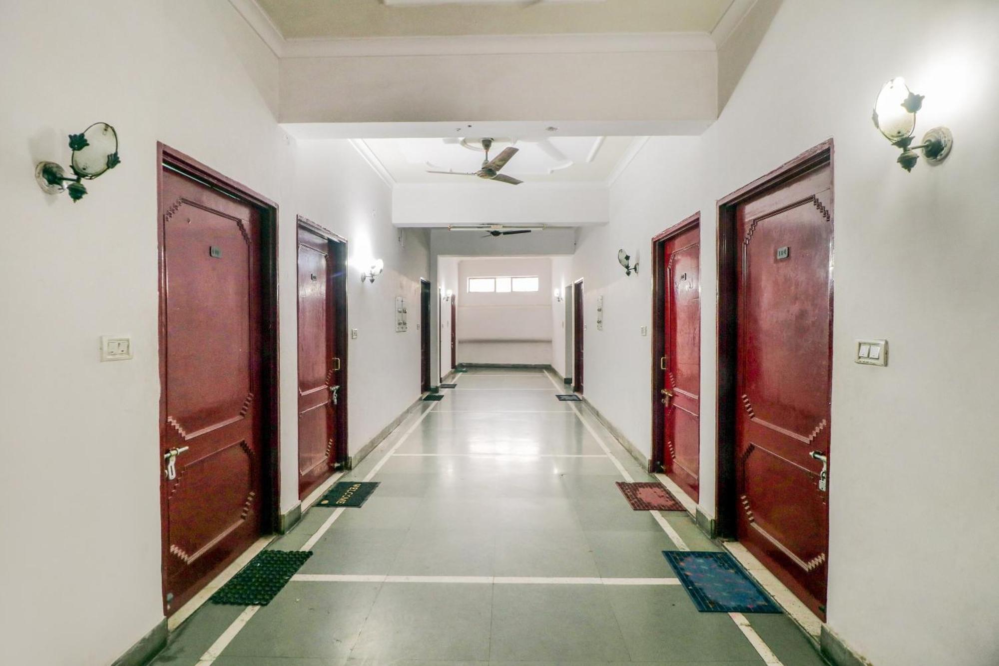 J C Guest House Hasanganj Exterior foto
